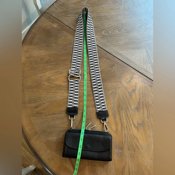 Vera Pelle Crossbody Bag - Picture 5 of 16